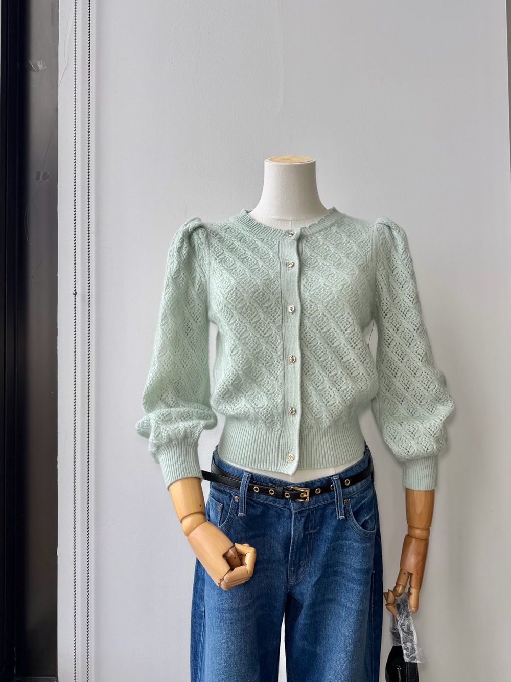 ALICE + OLIVIA
Cashmere Doris Cardigan